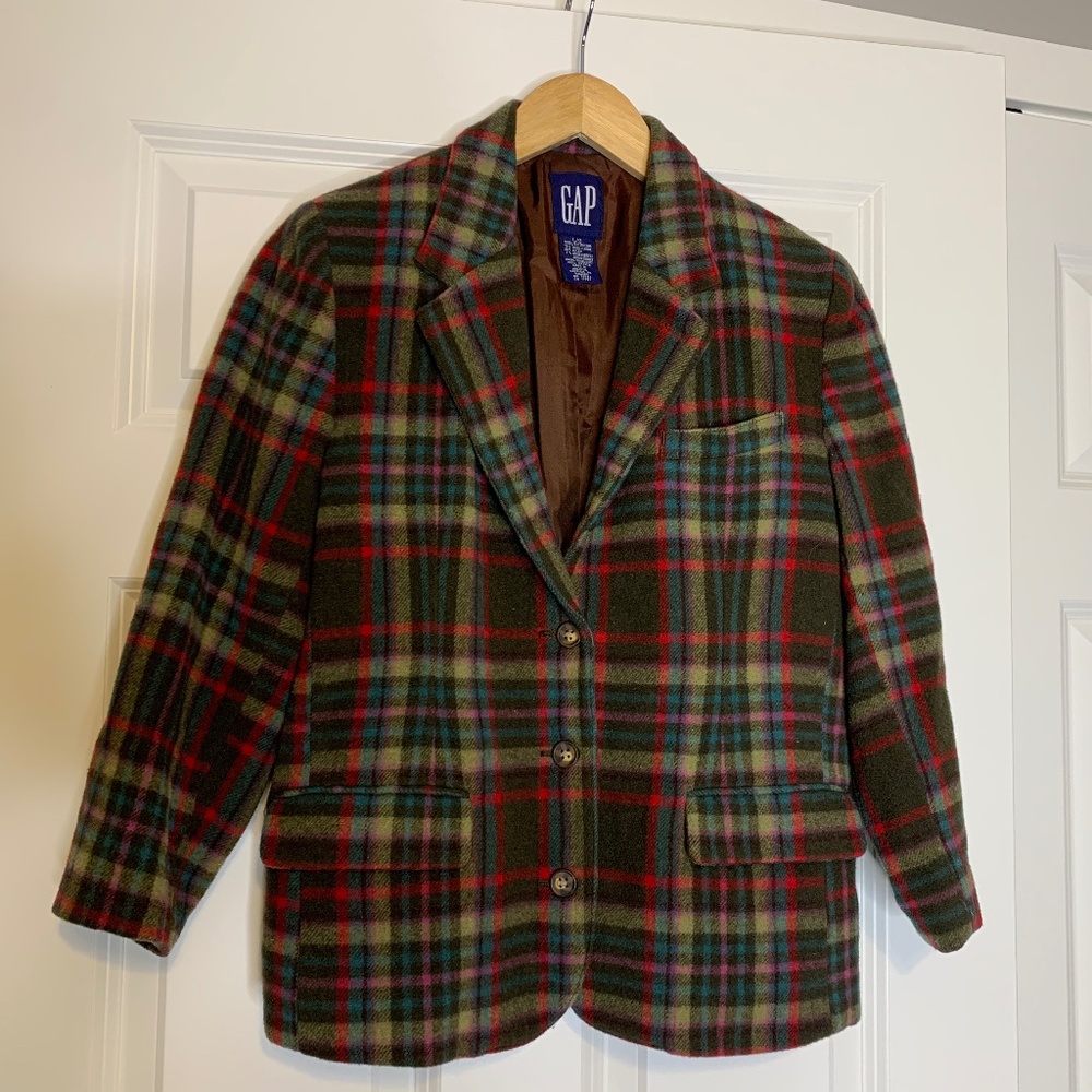 GAP size LARGE